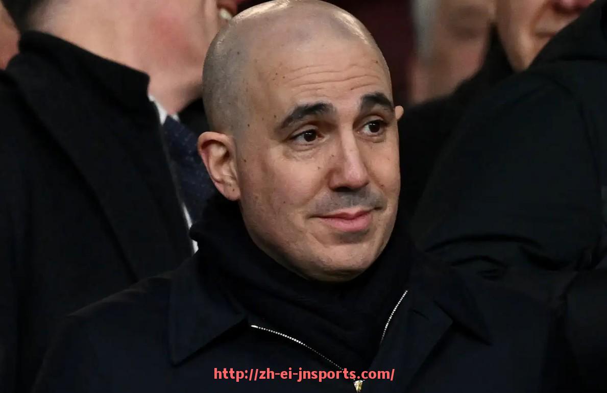 JN江南体育-CBA篮球运动员踢足球：探讨CBA球员跨界尝试足球的故事与表现